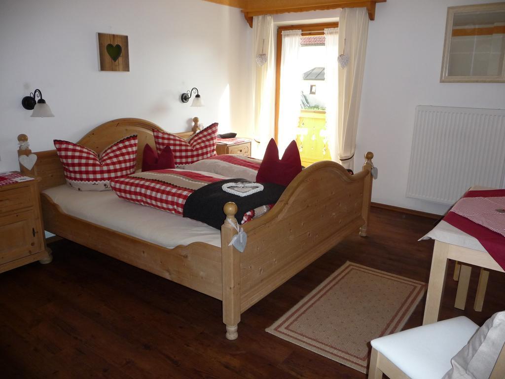 Gastehaus Alpengruss Hotel Wallgau Buitenkant foto