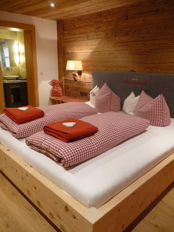 Gastehaus Alpengruss Hotel Wallgau Buitenkant foto